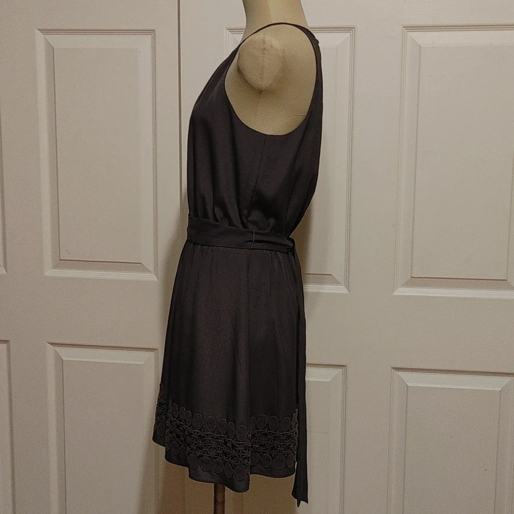 🖤Express Elegant Charcoal Dress - Picture 5 of 10